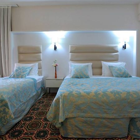 Hotel Romanita Baia Mare Exterior photo