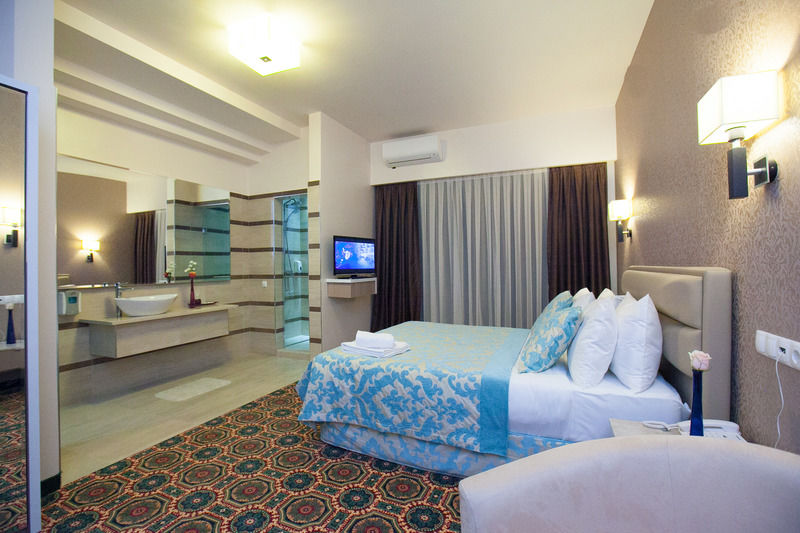 Hotel Romanita Baia Mare Exterior photo